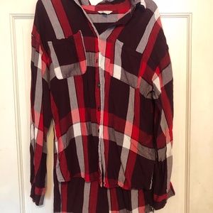 High-Low Plaid Button Down Shirt